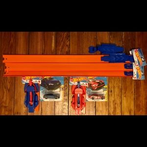 Hot Wheels Bundle-Track, Loop, Launcher & 2 Cars